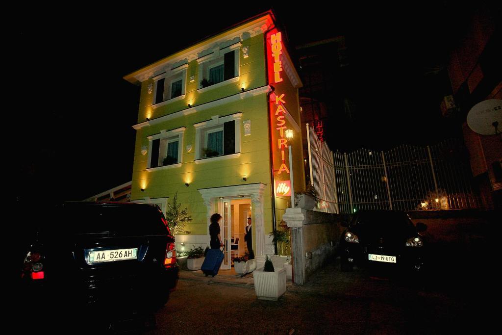 Hotel Kastria Тирана Экстерьер фото