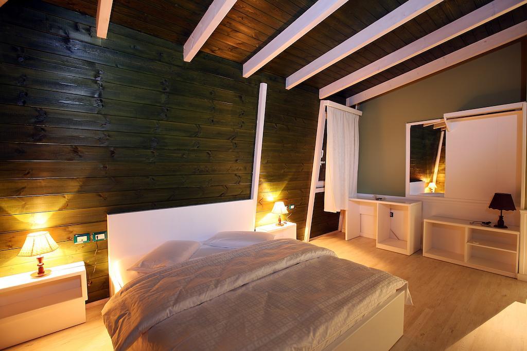 Hotel Kastria Тирана Экстерьер фото