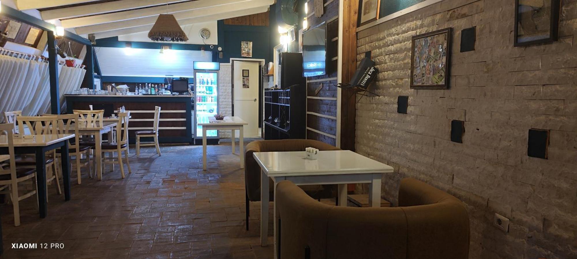 Hotel Kastria Тирана Экстерьер фото
