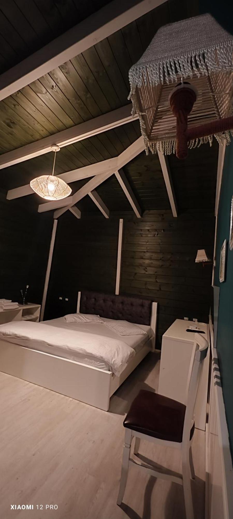 Hotel Kastria Тирана Экстерьер фото