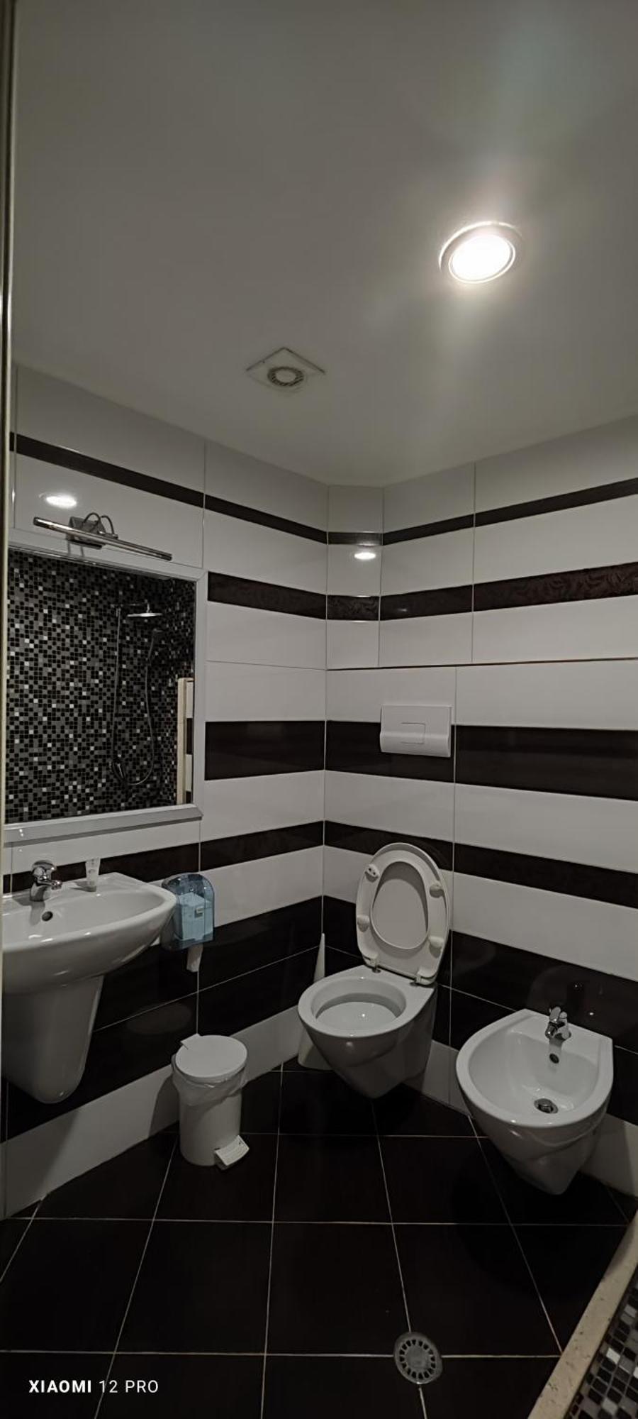 Hotel Kastria Тирана Экстерьер фото