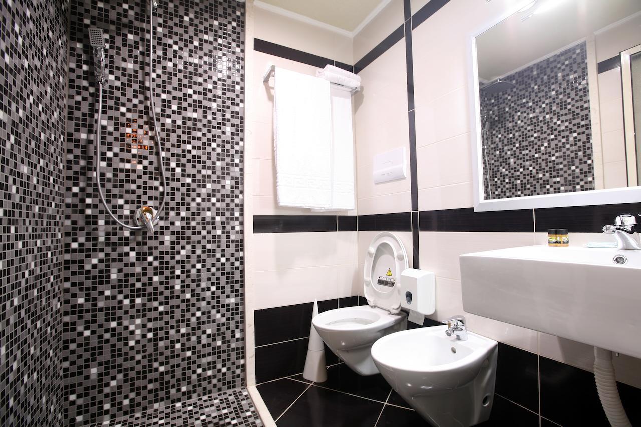 Hotel Kastria Тирана Номер фото
